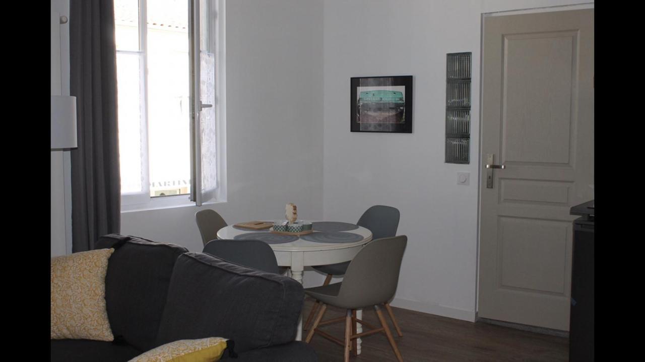 Apartment Pasteur - Flyer Rochefort (Charente-Maritime)